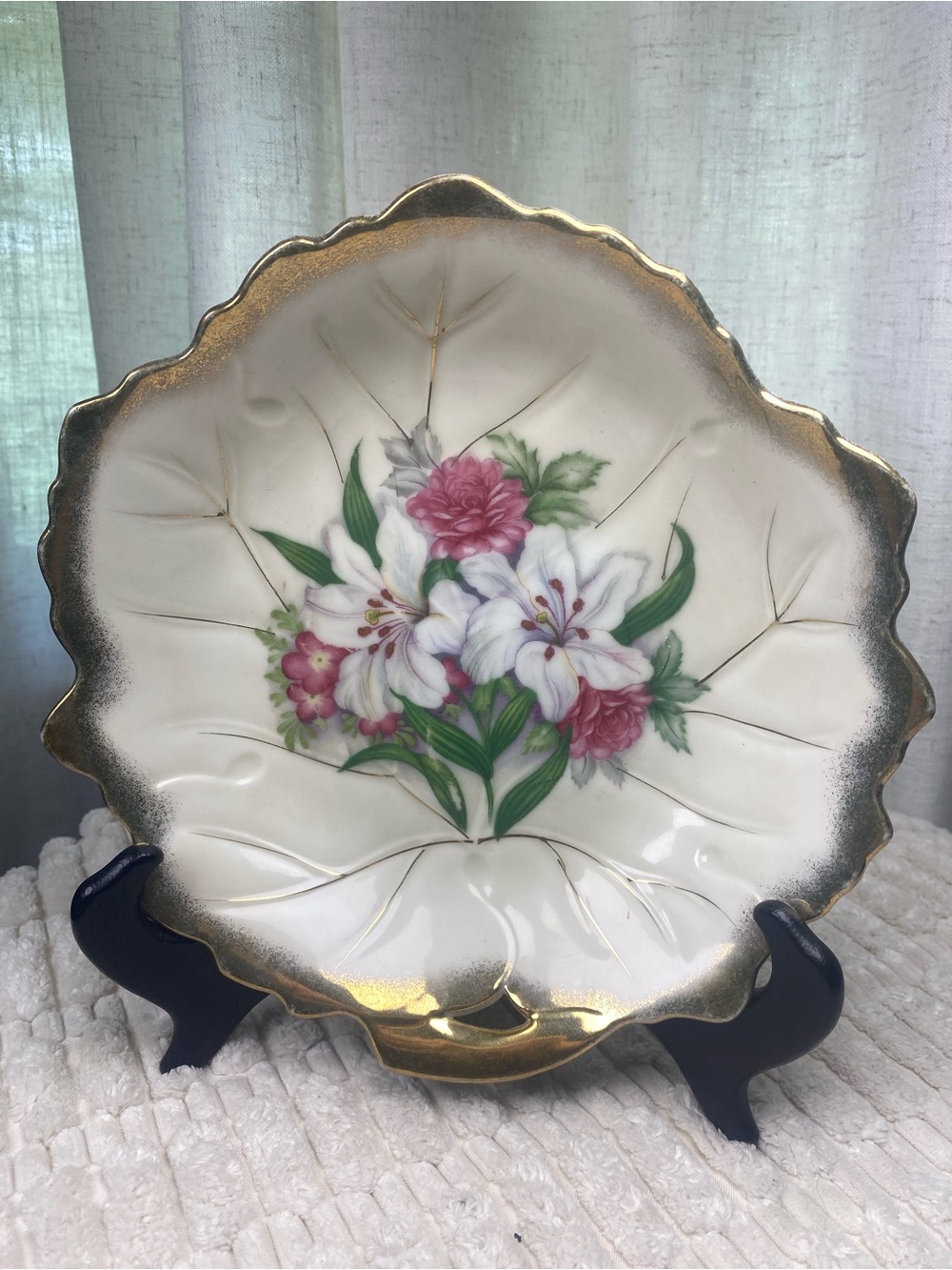 Vintage Trimont Ware Japan Porcelain Leaf Shaped Candy Dish Gold Trim Lily 8"